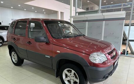 Chevrolet Niva I рестайлинг, 2011 год, 599 900 рублей, 1 фотография
