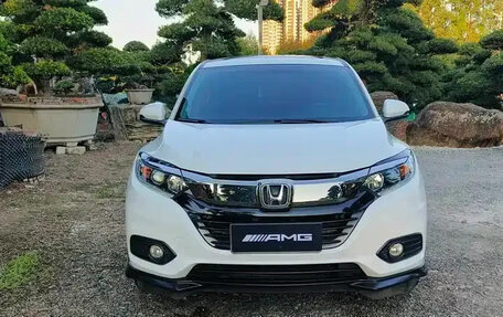 Honda Vezel, 2022 год, 1 097 000 рублей, 1 фотография