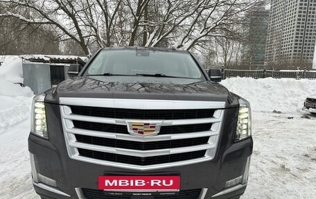 Cadillac Escalade IV, 2016 год, 3 590 000 рублей, 2 фотография