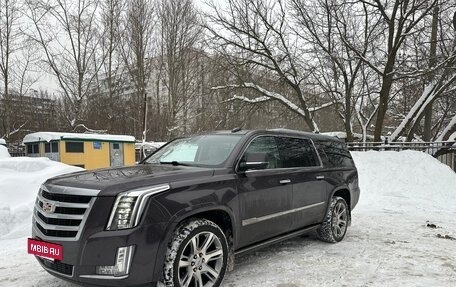 Cadillac Escalade IV, 2016 год, 3 590 000 рублей, 3 фотография