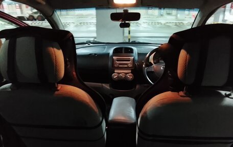 Toyota Passo III, 2004 год, 470 000 рублей, 26 фотография