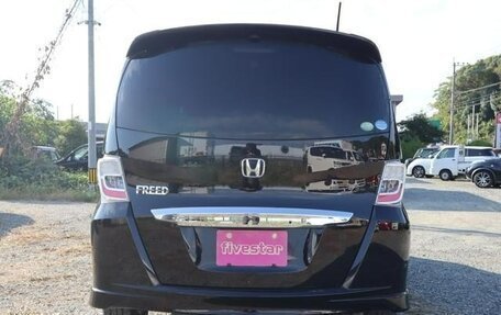 Honda Freed I, 2011 год, 780 000 рублей, 3 фотография