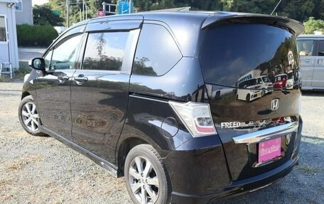 Honda Freed I, 2011 год, 780 000 рублей, 2 фотография