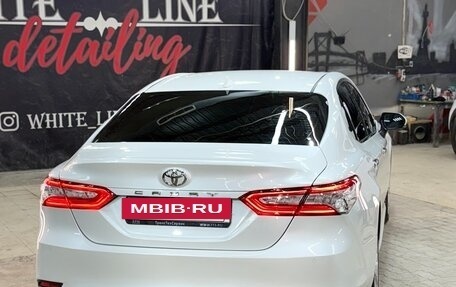 Toyota Camry, 2019 год, 2 900 000 рублей, 3 фотография