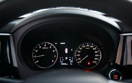 Mitsubishi Outlander III рестайлинг 3, 2019 год, 1 999 000 рублей, 12 фотография