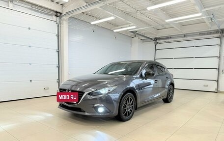 Mazda Axela, 2015 год, 1 329 000 рублей, 2 фотография