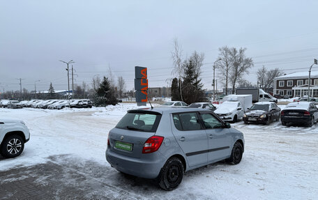 Skoda Fabia II, 2010 год, 530 000 рублей, 5 фотография