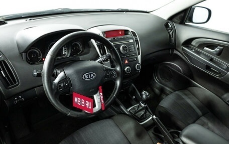 KIA cee'd I рестайлинг, 2010 год, 429 585 рублей, 11 фотография