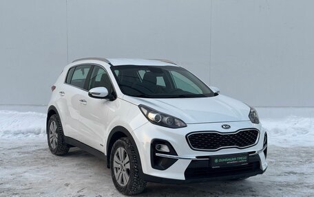 KIA Sportage IV рестайлинг, 2018 год, 2 050 000 рублей, 3 фотография