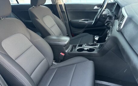 KIA Sportage IV рестайлинг, 2018 год, 2 050 000 рублей, 21 фотография