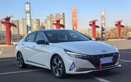 Hyundai Elantra, 2021 год, 1 250 000 рублей, 3 фотография