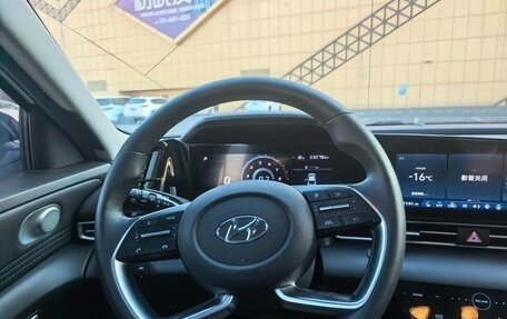 Hyundai Elantra, 2021 год, 1 250 000 рублей, 8 фотография