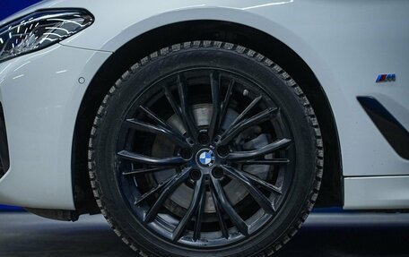 BMW 5 серия, 2021 год, 5 999 999 рублей, 10 фотография