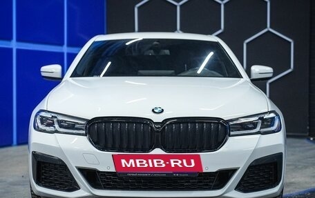 BMW 5 серия, 2021 год, 5 999 999 рублей, 4 фотография