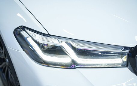 BMW 5 серия, 2021 год, 5 999 999 рублей, 19 фотография