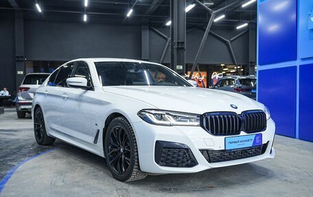 BMW 5 серия, 2021 год, 5 999 999 рублей, 21 фотография