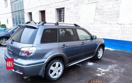 Mitsubishi Outlander III рестайлинг 3, 2004 год, 755 000 рублей, 4 фотография