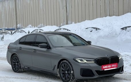 BMW 5 серия, 2021 год, 4 700 000 рублей, 2 фотография