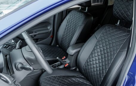 Ford Fiesta, 2015 год, 898 000 рублей, 17 фотография