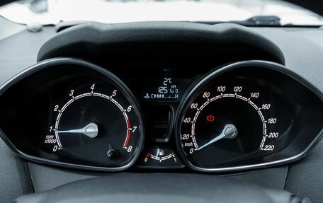 Ford Fiesta, 2015 год, 898 000 рублей, 18 фотография