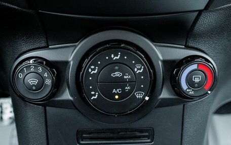 Ford Fiesta, 2015 год, 898 000 рублей, 24 фотография