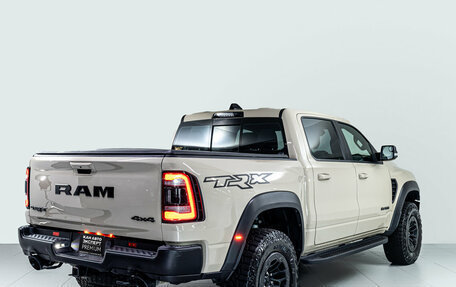 Rambler 1500, 2022 год, 12 000 000 рублей, 4 фотография