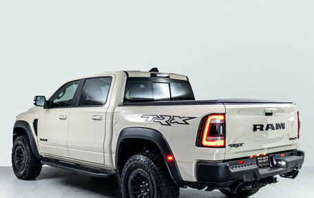 Rambler 1500, 2022 год, 12 000 000 рублей, 5 фотография