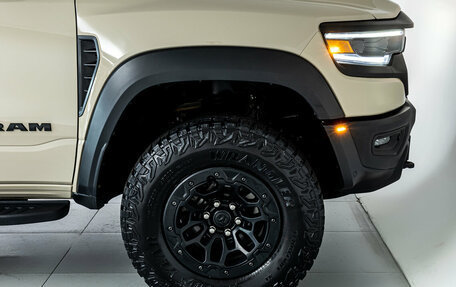 Rambler 1500, 2022 год, 12 000 000 рублей, 9 фотография