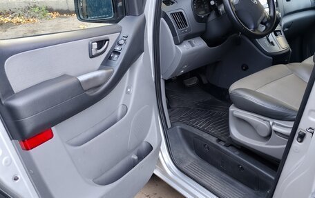 Hyundai Grand Starex Grand Starex I рестайлинг 2, 2009 год, 1 420 000 рублей, 5 фотография