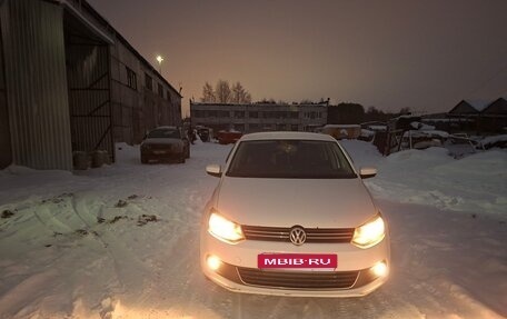Volkswagen Polo VI (EU Market), 2011 год, 650 000 рублей, 1 фотография