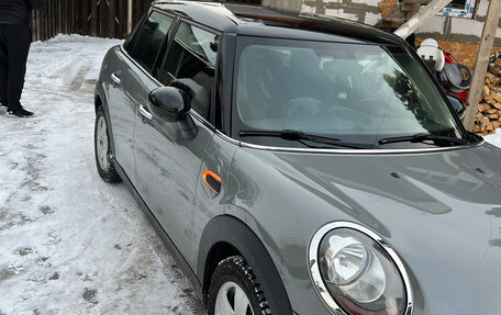 MINI Hatch, 2018 год, 1 700 000 рублей, 5 фотография