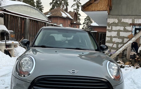 MINI Hatch, 2018 год, 1 700 000 рублей, 12 фотография