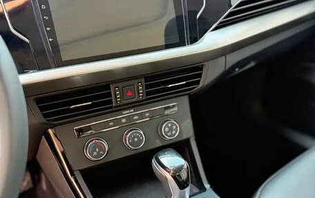 Volkswagen Passat B8 рестайлинг, 2022 год, 1 560 000 рублей, 6 фотография