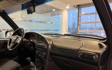 Chevrolet Niva I рестайлинг, 2017 год, 875 000 рублей, 5 фотография