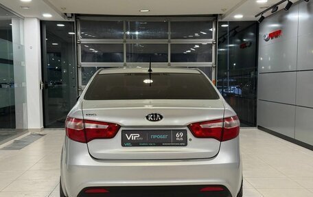 KIA Rio III рестайлинг, 2014 год, 735 000 рублей, 5 фотография