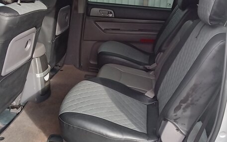 SsangYong Korando Turismo, 2013 год, 1 450 000 рублей, 9 фотография