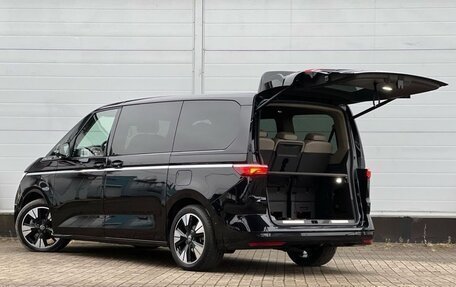 Volkswagen Multivan, 2024 год, 10 250 000 рублей, 7 фотография