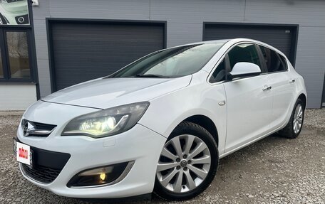 Opel Astra J, 2013 год, 775 000 рублей, 3 фотография