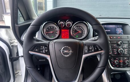 Opel Astra J, 2013 год, 775 000 рублей, 19 фотография