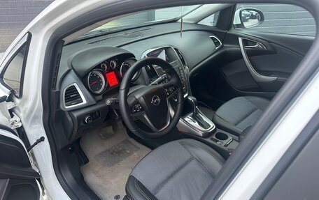Opel Astra J, 2013 год, 775 000 рублей, 22 фотография