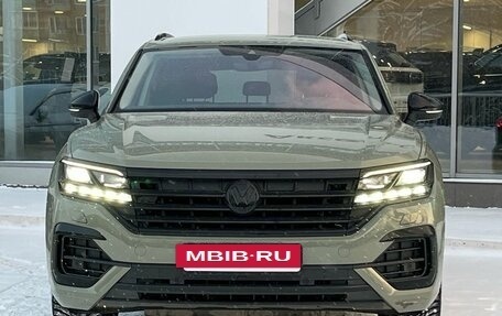 Volkswagen Touareg III, 2019 год, 4 850 000 рублей, 2 фотография