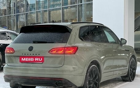 Volkswagen Touareg III, 2019 год, 4 850 000 рублей, 7 фотография