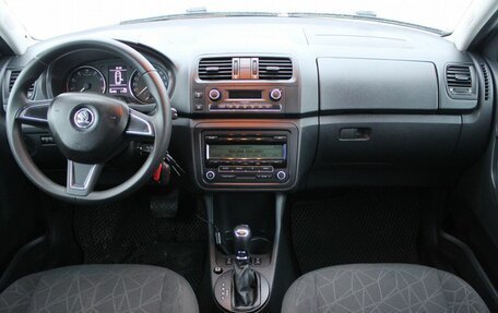 Skoda Fabia II, 2013 год, 819 000 рублей, 8 фотография