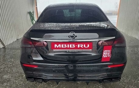 Mercedes-Benz E-Класс, 2022 год, 7 000 000 рублей, 6 фотография