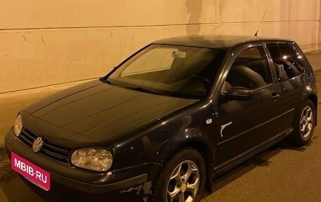 Volkswagen Golf IV, 2002 год, 250 000 рублей, 2 фотография