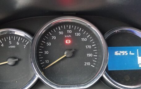 Renault Logan II, 2014 год, 630 000 рублей, 2 фотография