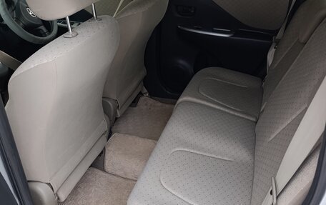 Toyota Ractis I, 2006 год, 350 000 рублей, 3 фотография