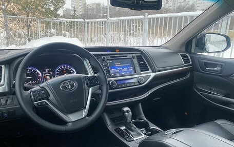 Toyota Highlander III, 2014 год, 2 780 000 рублей, 7 фотография