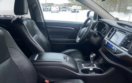 Toyota Highlander III, 2014 год, 2 780 000 рублей, 17 фотография