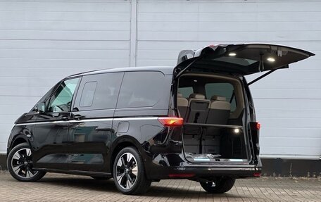 Volkswagen Multivan, 2025 год, 11 250 000 рублей, 7 фотография